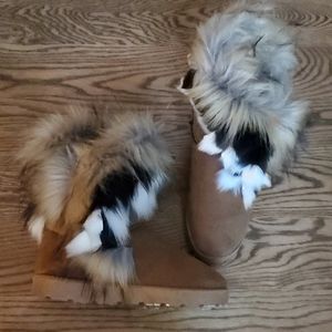 Fuzzy Boots